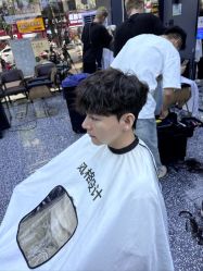 -藤野造型专业烫染接发