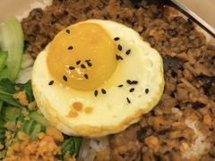 肉臊滑蛋拌饭-春家·非遗手工小吃(徐汇万科广场店)