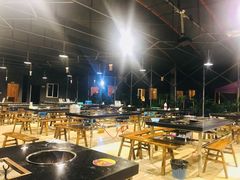 大堂-山地居烤全羊·柴火鸡(大坪-半山公馆店)