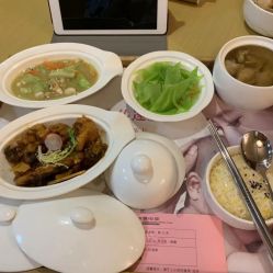 -喜喜·全套房月子会所(罗宾森广场店)