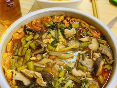 -丽丽三鲜螺蛳粉(田林路店)