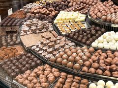 -Laderach 莱德拉(上海环贸iapm店)