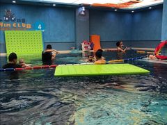 -龙格亲子游泳•水育早教运动中心