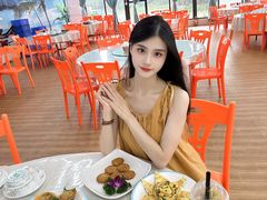 -红月湾海鲜饭店•沙滩海景(双月湾店)