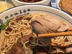 -镇南锅盖面馆(解放路店)