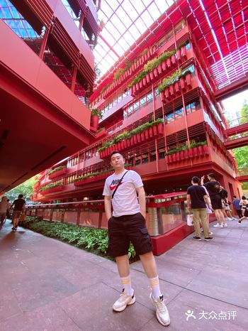 今天和朋友约着去恒基旭辉天地，名字不熟还有点拗口