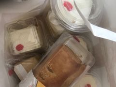 -红宝石·鲜奶小方·海派西点房(丰庄店)