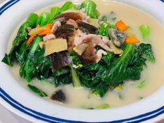 上汤菜心苗-龙桥私厨·姜花菊花过桥鱼·顺德菜(容桂店)