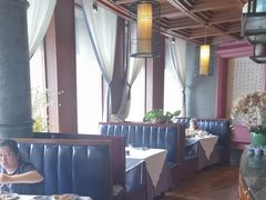 -八府香鸭·啫啫煲(华山路店)