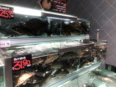 -胖东来生活广场(健康路店)