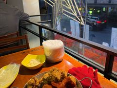 -BHC炸鸡(明洞总店)