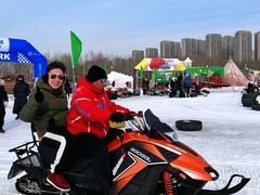 -丁香湖丁香小镇Citypark滑雪公园戏雪嘉年华