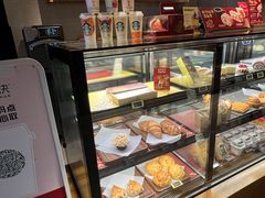 面包甜点陈列柜-星巴克(新达汇三林店)