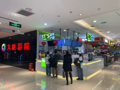 -优衣库(银川新华百货CCMall店)