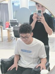 -八佰伴8008星级形象店