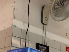-新大咀港式茶餐厅(宝山万达店)