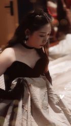 -Lady  Jane高端婚纱礼服馆