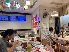 -松哥油焖大虾.小龙虾.黑鸭煲(海岸城店)