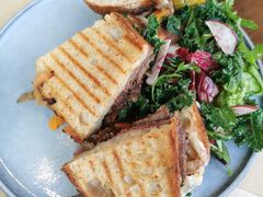 超级牛肉帕尼尼-O'mills Sourdough Bakery&Bistro(永嘉路店)
