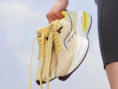 -枫叶小镇奥特莱斯