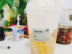 -喜茶(上海打浦桥日月光gelato lab+店)