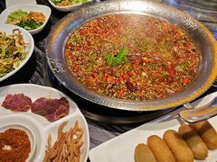 -老船舫·现做活鲜鱼馆(东郊记忆店)