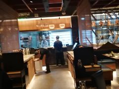 大堂-老墙根涮肉·铜锅·烧烤(欢乐谷·王四营店)