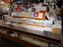 -西西弗书店&矢量咖啡(壹方购物中心店)