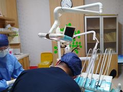 -上海仁爱医院口腔科 · 种植