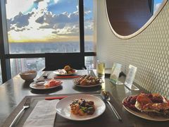 -龙之梦万丽酒店青餐厅