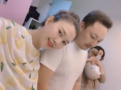 -爱睿思儿童早教亲子游泳(万象城店)