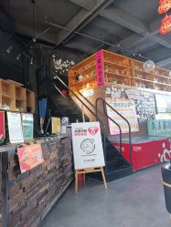 -零重力蹦床空间·滑梯·海洋球·团建(奥特莱斯店)