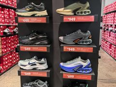 -NIKE上海青浦优选体验店