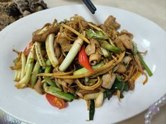 姜葱炒鹅肠-记忠海鲜