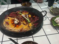 -扎起市井老火锅(乐山总店)