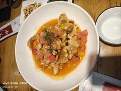 -小三峡食府(西五路店)