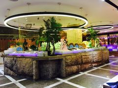 -小天鹅戴斯酒店鲸鲨百汇创作料理