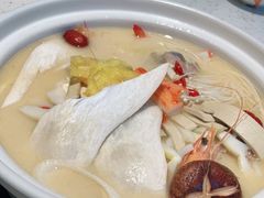 -三人行骨头王火锅(长寿店)