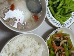 -汇慈安·高端自营月嫂(武汉月子尊享店)