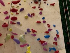 -ROCKPLUS攀岩馆(环宇城店)