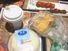 -卡滋贝诺动物奶油生日蛋糕(支塘工匠店)