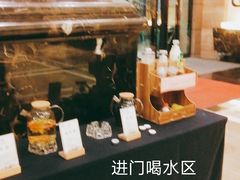 -长沙钦天·悦酒店(万家丽广场高桥北地铁站店)