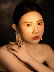 -绝对人气写真艺术中心