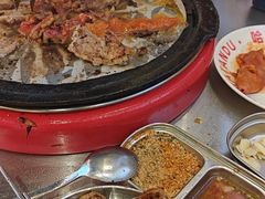 -哈哈碳都·牛肋条无限自助烤肉(宝龙店)