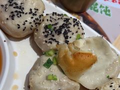 -小杨生煎(浦江欢乐颂店)