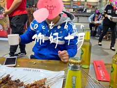 -清真·老金烧烤·小龙虾(奥体中路店)