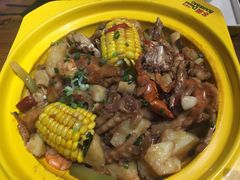 -多嘴肉蟹煲(华联店)