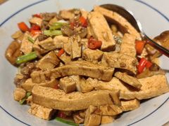 -俏湖兰·辣椒炒个肉(海沧店)