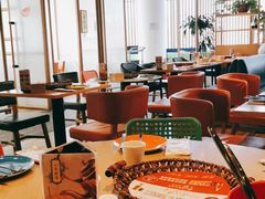 大堂-渝信川菜 · 川味家常菜(财富购物中心店)