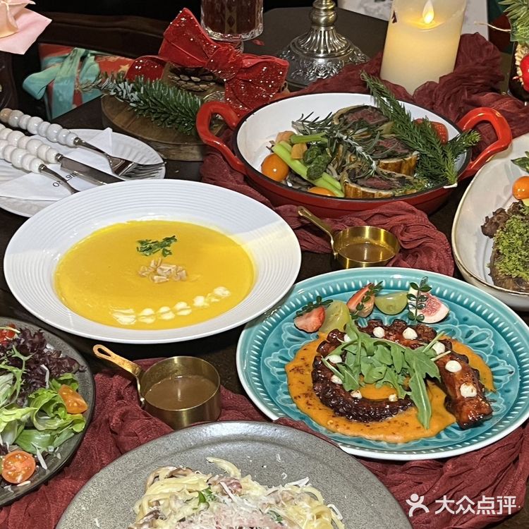 这次是真的被浪漫包围了....